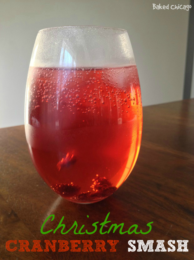 Christmas Cranberry Smash with Canada Dry Diet Cranberry Ginger Ale